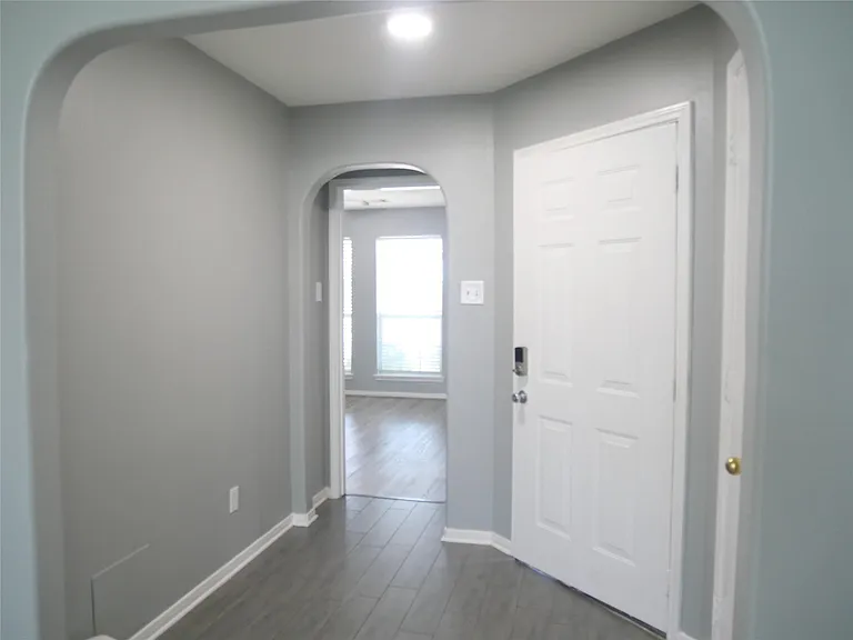 11931 Panay Village Cir — Photo 13