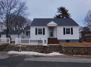 31 Sparks St, Dracut, MA 01826