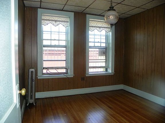 5th image of 1256 70th St #4