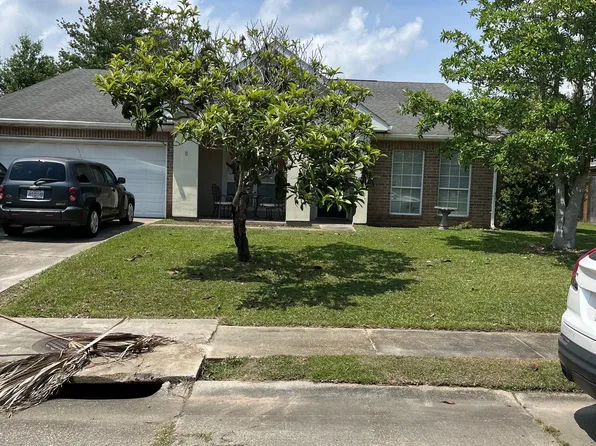 3603 Miles Ln, Ocean Springs, MS 39564