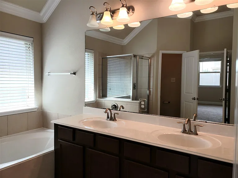 9515 Bosque Hills Ct — Photo 20