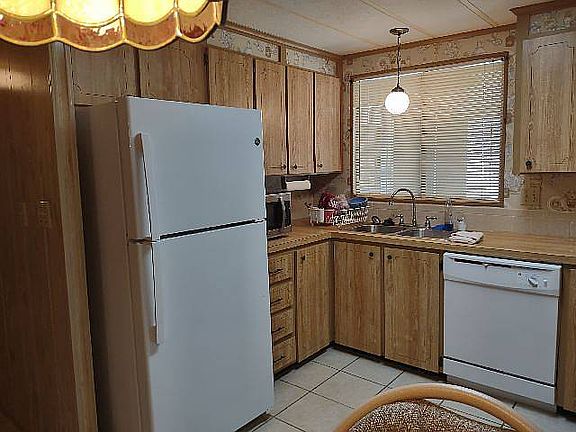 4th image of 4712 Lakeland Harbor Cir #5