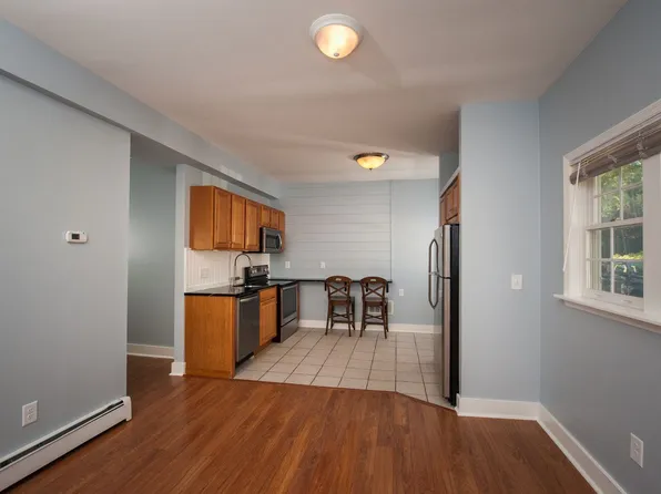 9P, 1439 Route 9p #C, Saratoga Springs, NY 12866