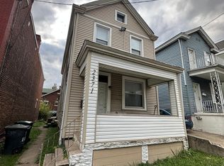 2371 Flora St, Cincinnati, OH 45219