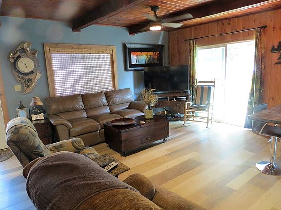 4th image of 403 Jefferson Dr
