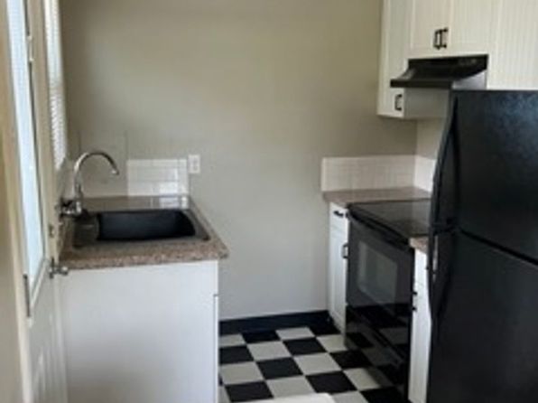 587 N Rosa Parks Way APT 5