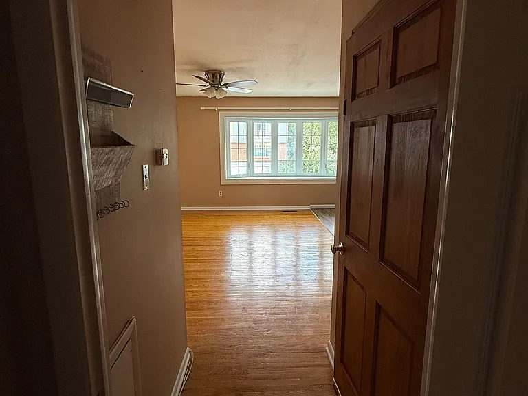 10860 Parlin Ter #1 — Photo 8