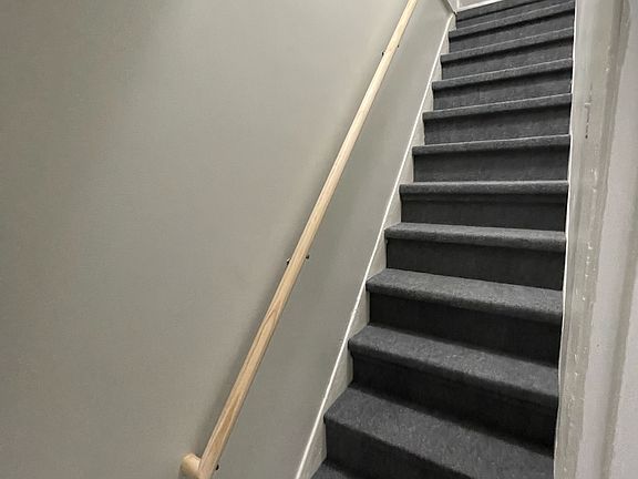 3rd image of 19 Prince St #2R