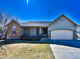 1317 S Camlan Ln, Springville, UT 84663