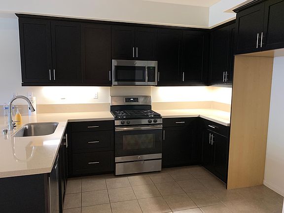2nd image of 336 N Fenimore Ave