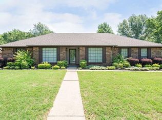10117 Jenny Lind Rd, Fort Smith, AR 72908