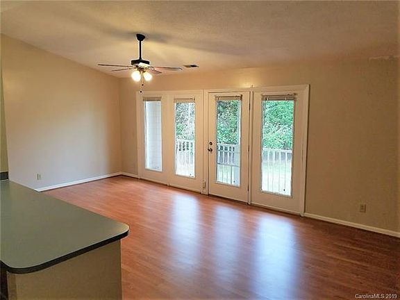 5th image of 6147 Meadow Rose Ln
