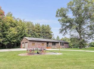 W1408 Rader Rd, Marinette, WI 54143