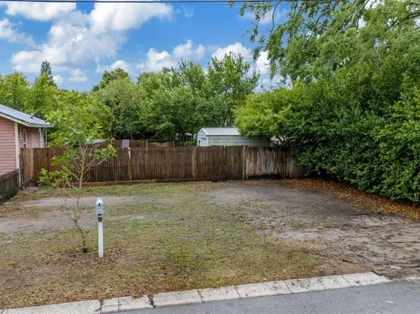 1129 Engman St, Clearwater, FL 33755