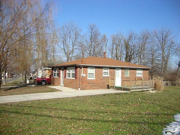 4th image of 6869 Highridge Ave