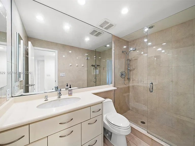 100 Edgewater Dr #329 — Photo 10