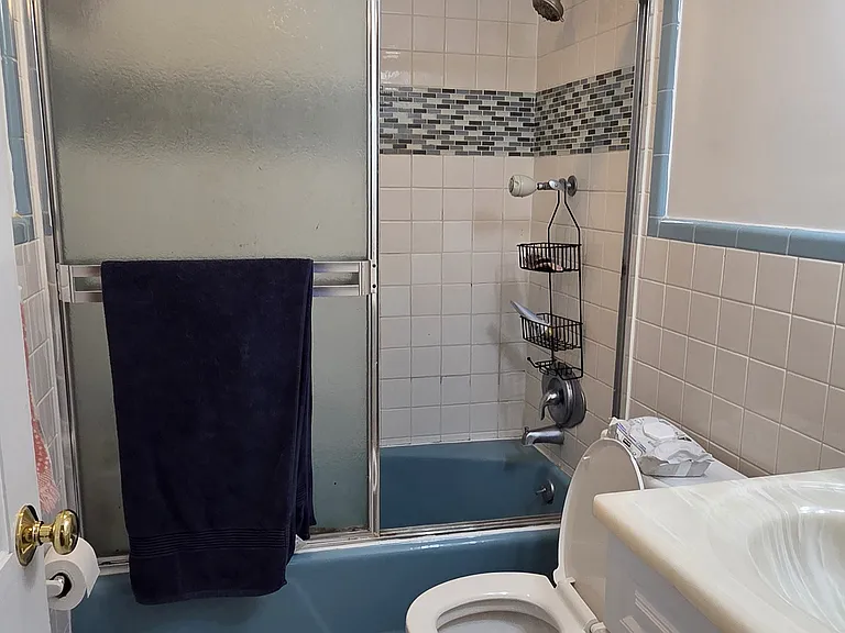 6004 Highboro Dr — Photo 18