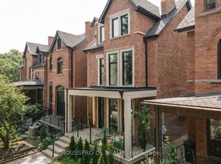 82 Major St, Toronto, ON M5S 2L1