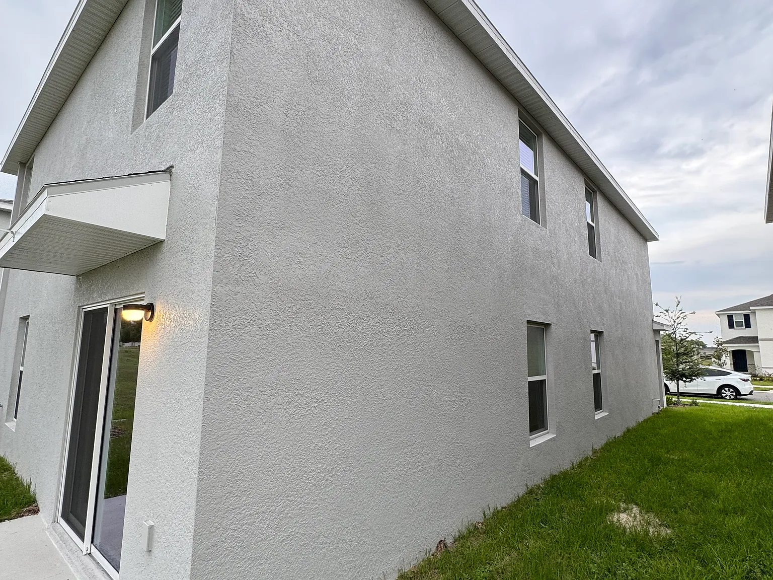 5 bed, 2447 sqft, $2,600 — Photo 4