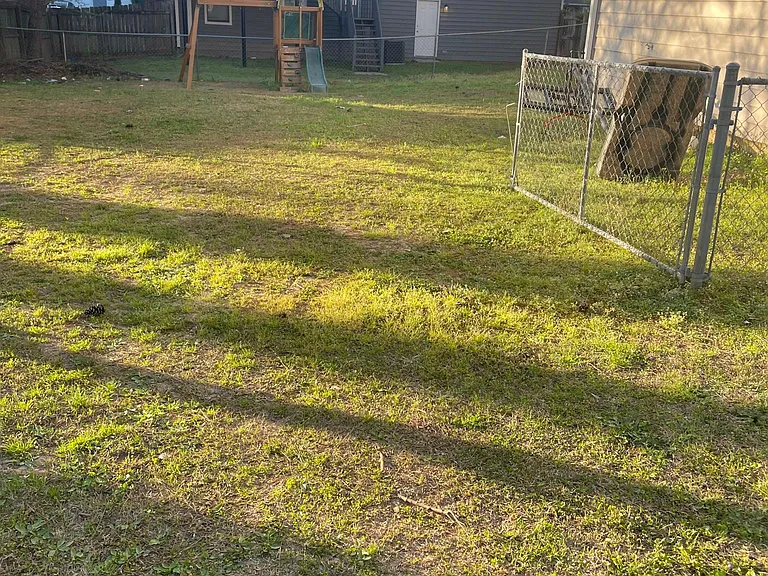 697 Keats Ct — Photo 8