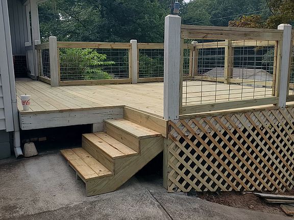 3rd image of 113 Riverbend Cir