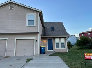1837 Chickadee Dr, Liberty, MO 64068