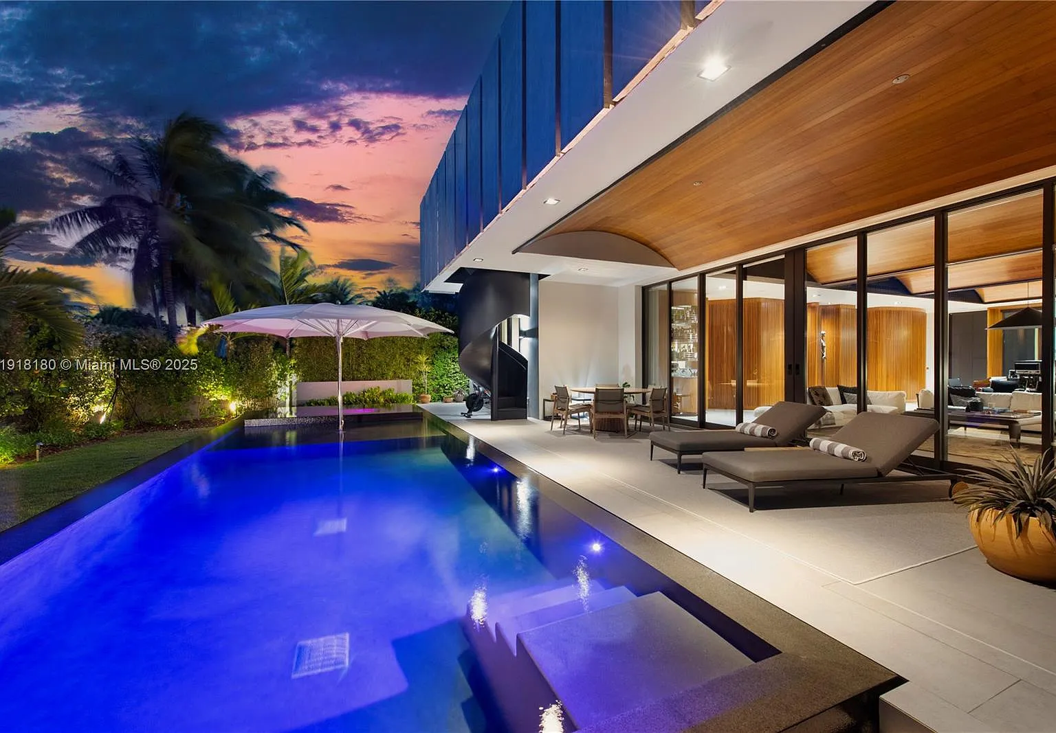 Noremac Ave, Miami Beach — Photo 3