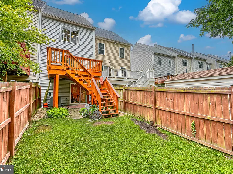 3818 Swift Run Dr — Photo 29