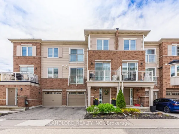 165 Hampshire Way #50, Milton, ON L9T 8M7
