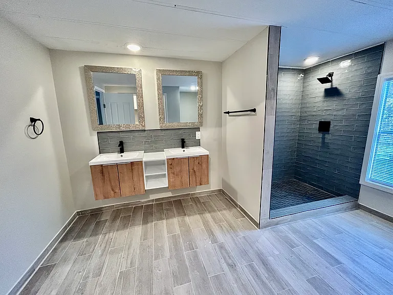 174 Dunsmore Dr — Photo 17