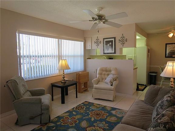 4th image of 4313 Tahitian Gardens Cir APT E