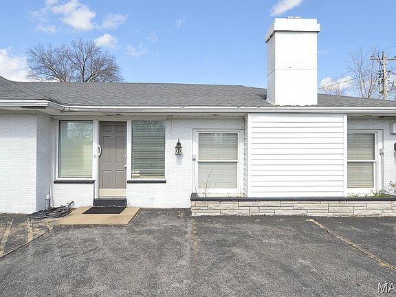 4th image of 2 Sheryl Dr
