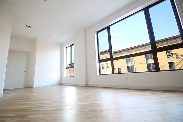 Rented by Oz Kfir, LREB | media 11