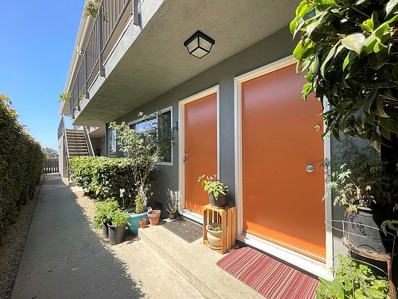 3rd image of 1268 E Meta St APT 9