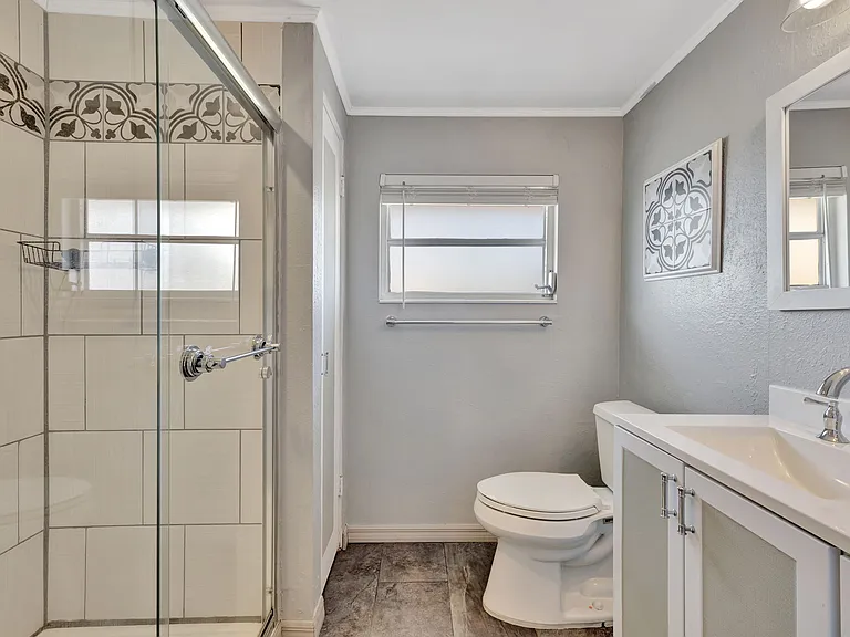 3866 Allenwood St — Photo 23