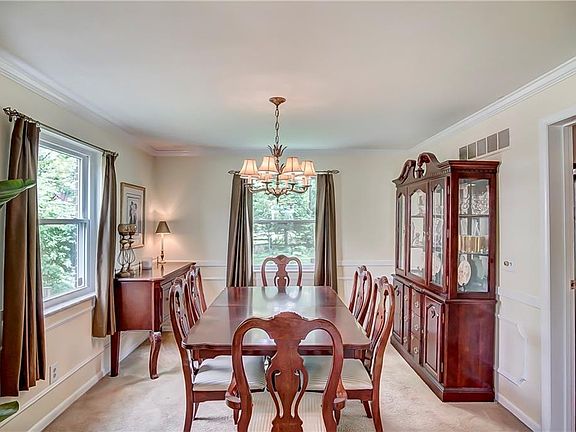4th image of 5124 Polen Dr