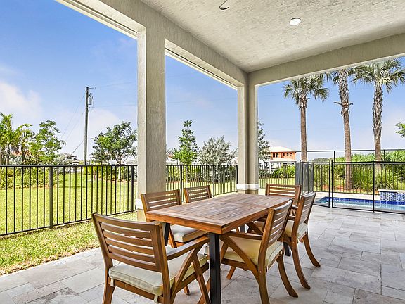 Covered lanai for relaxing