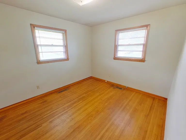 3456 S Everett St — Photo 11