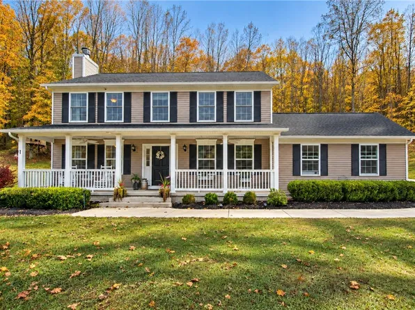 187 Little Meadow Run Rd, Mount Morris, PA 15349