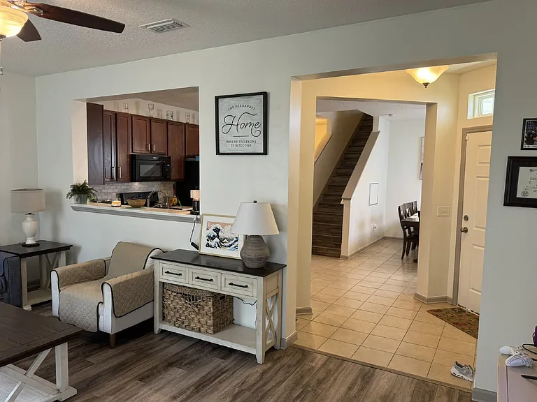 670 Grover Ln — Photo 13