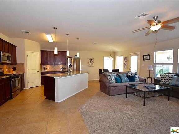 5th image of 2069 Livonia Dr