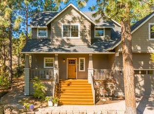 565 NW Divot Dr, Bend, OR 97703