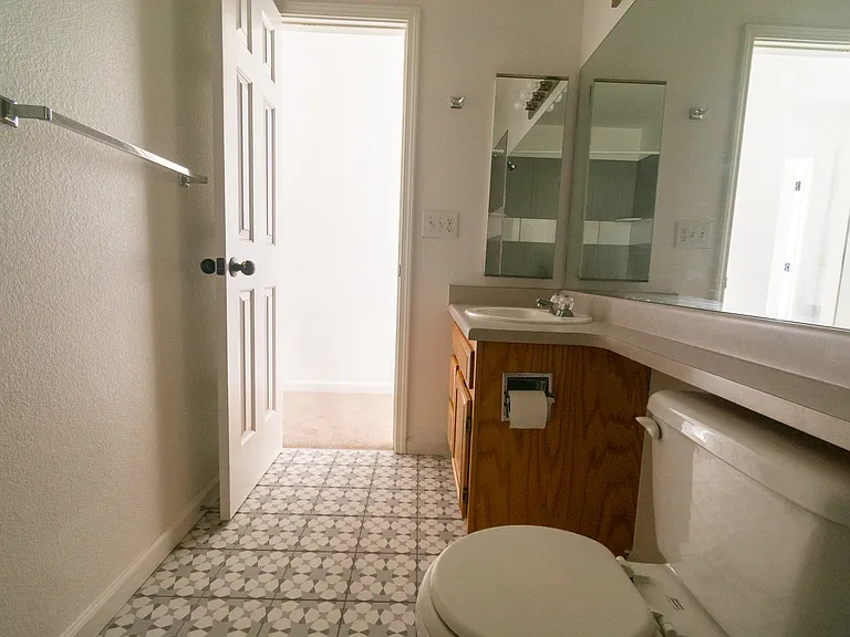 1395 Roseville Dr — Photo 27