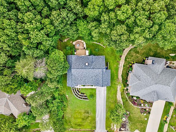 4th image of 168 Brokenwood Ln