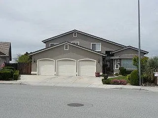 1488 Windsor Ct photo 1