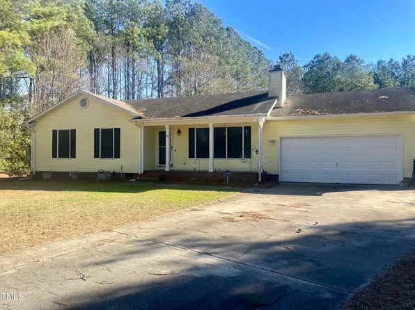 89 Doris Dr, Bunnlevel, NC 28323