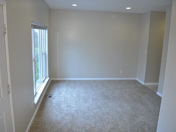 5th image of 2321 Windsor Meadow Blvd