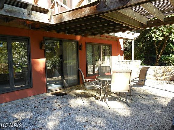 4th image of 6015 Oakmont Cir