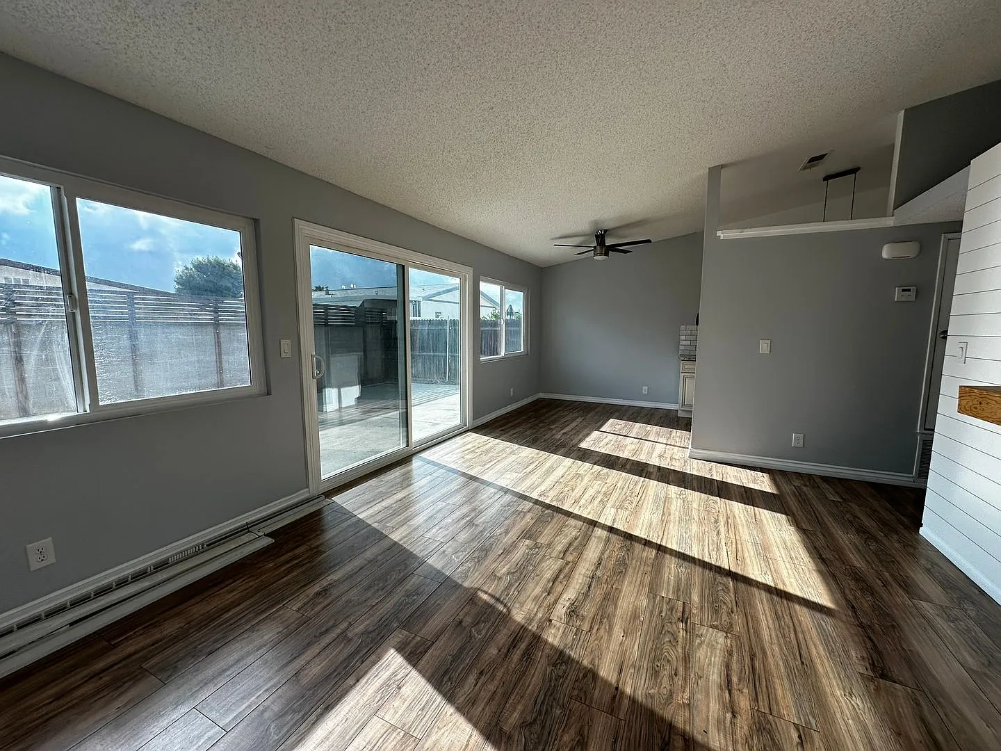 2bd / 1ba Home - Bayless St. (92557) — Photo 4