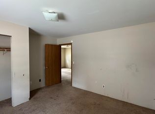514 S Wall St #4, Carbondale, IL 62901